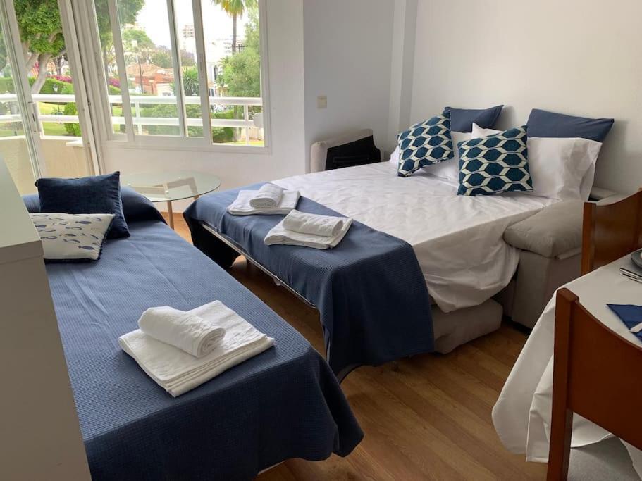 Apartamento Torremolinos 5 Personas + Parking + Piscina Todo El Ano Esterno foto