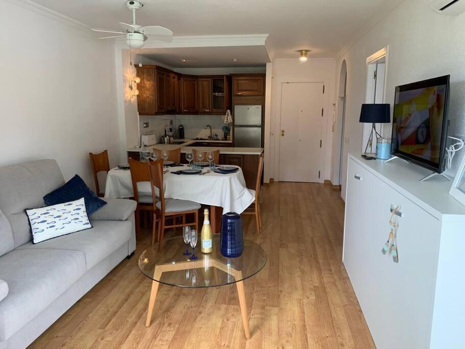 Apartamento Torremolinos 5 Personas + Parking + Piscina Todo El Ano Esterno foto