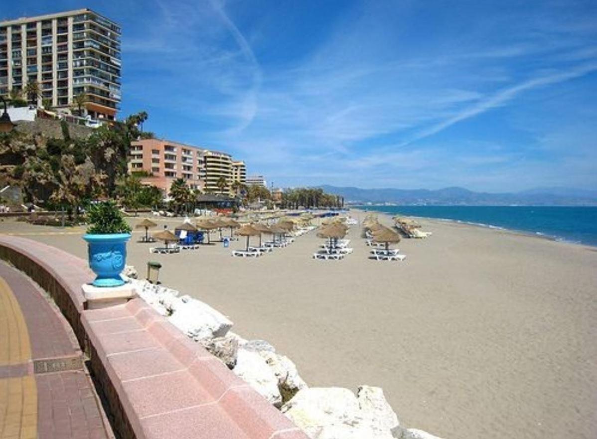 Apartamento Torremolinos 5 Personas + Parking + Piscina Todo El Ano Esterno foto